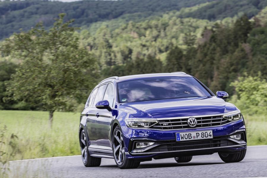  Volkswagen Passat R-Line Variant (B8) 2019 года  (WW) (фото 40 из 49)